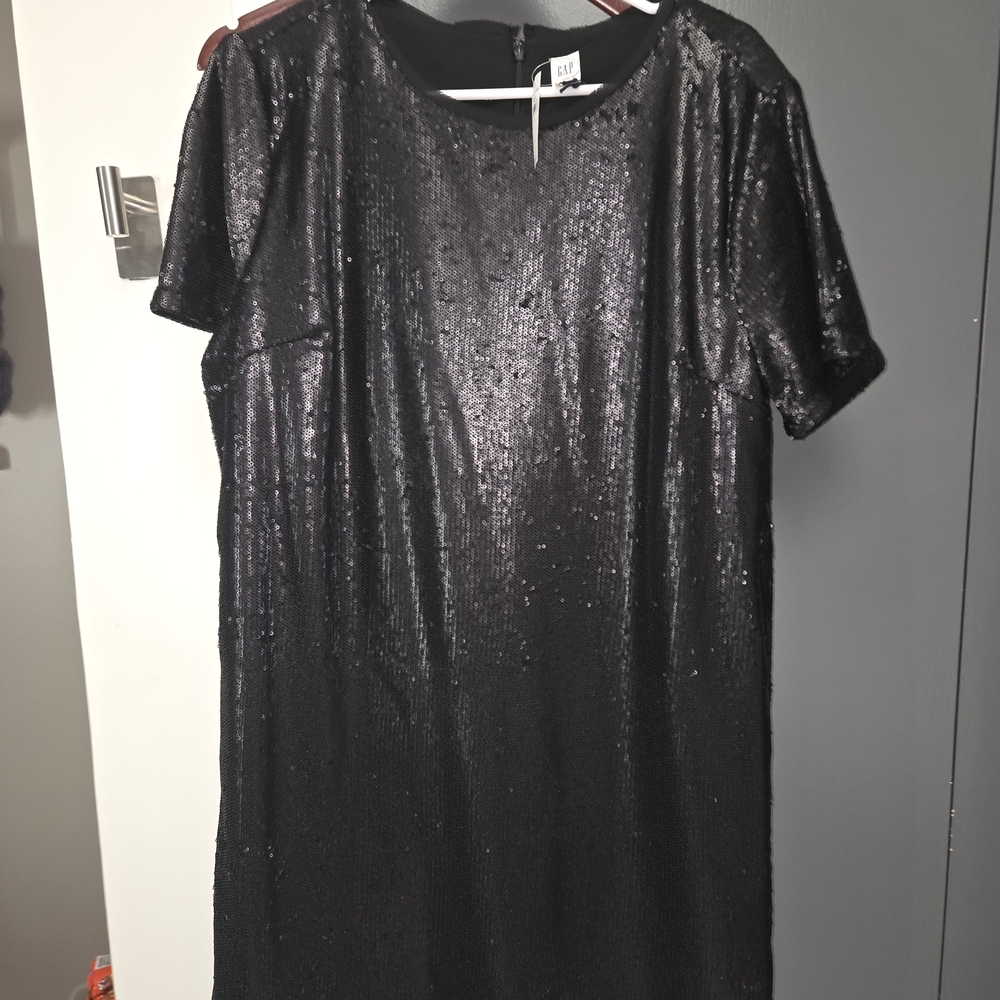 Black Sequin Short Sleeve Shift Dress